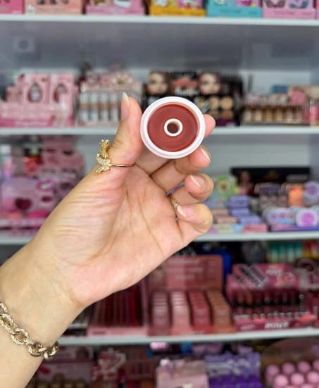 رژلب خمیری پاپیونی موکالر